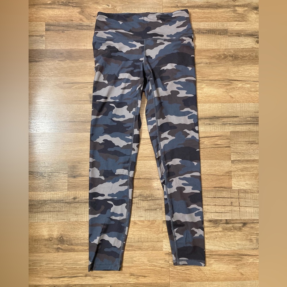 RAE MODE | Women’s Bundle Of Two Pairs Active Leggings - Picture 2 of 8